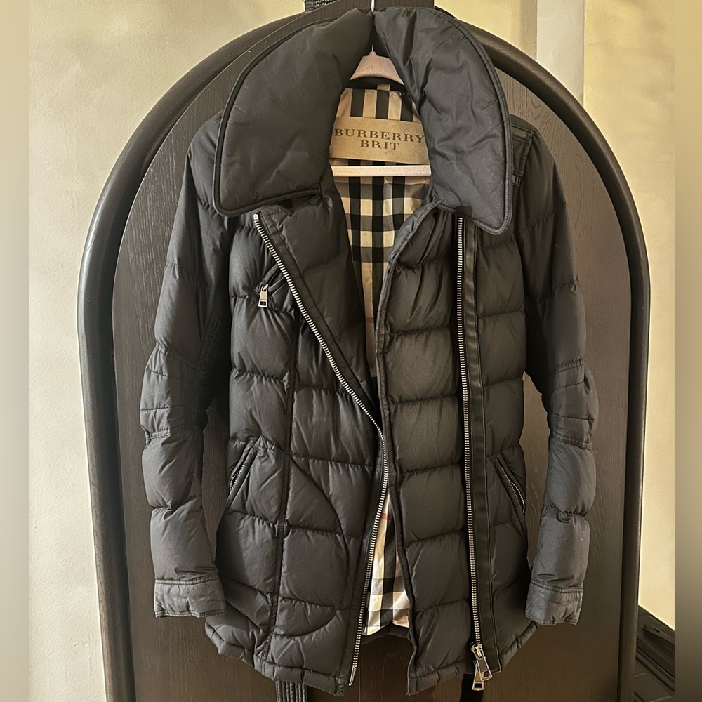 Burberry coat - navy size XS